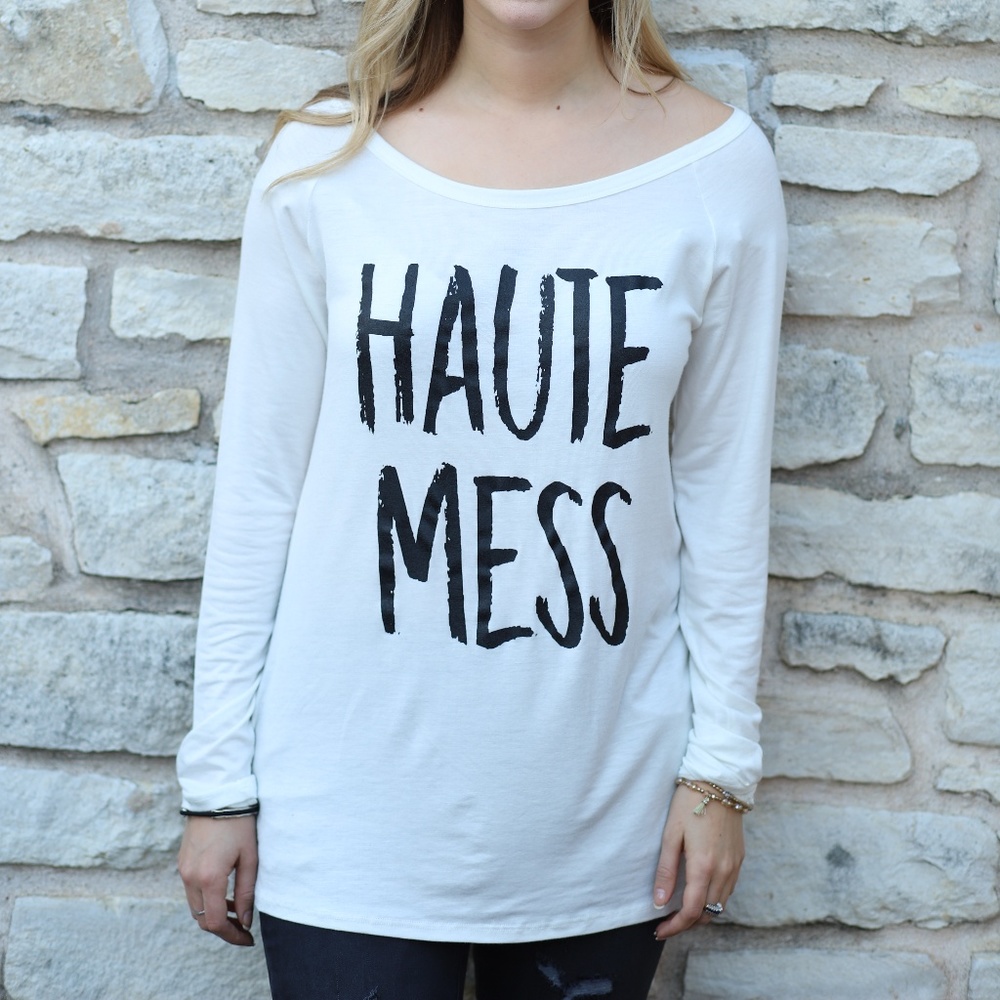 5⭐️ RATED 😍 HAUTE MESS " Graphic T - Ivory